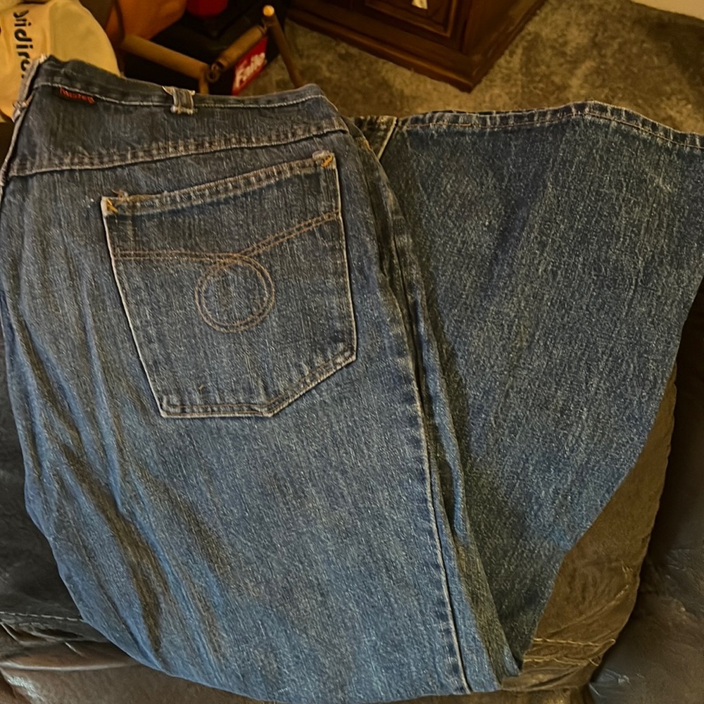 30-32 twister blue jeans